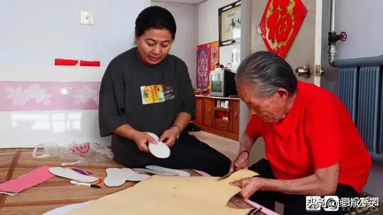 80后手工缝鞋垫,老北京手工缝制鞋垫花样