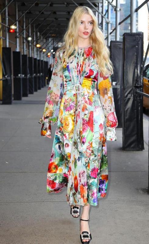 不沾身短袖女雪纺,雪纺上衣穿着舒适透气凉爽又好看