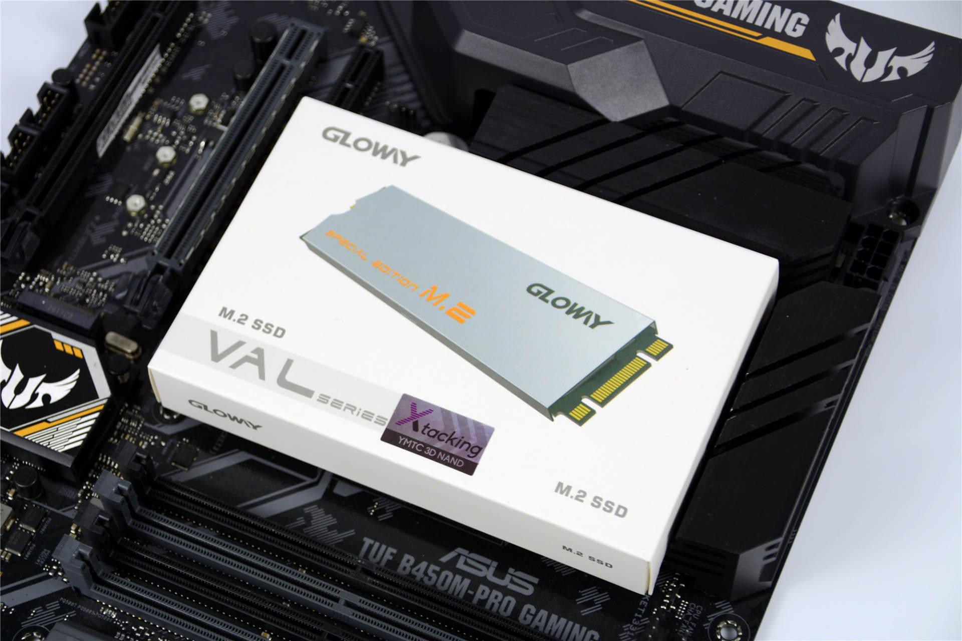 没涨价前机械硬盘价格,光威固态硬盘骁将