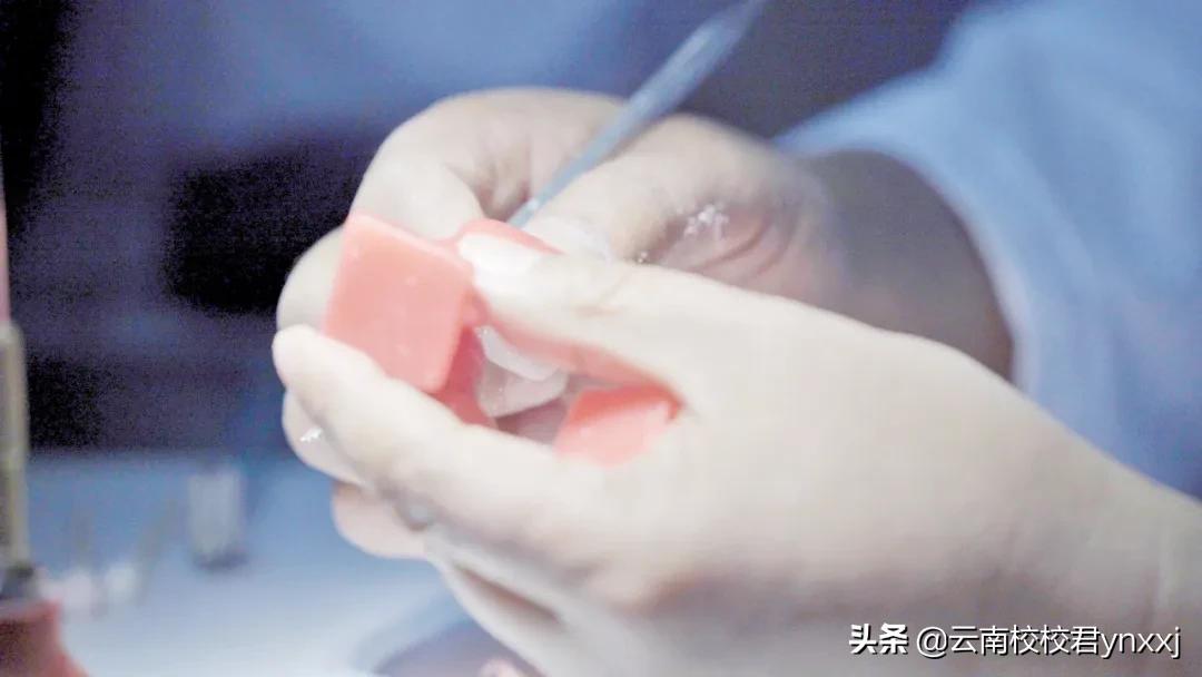 云南口腔专业学校哪个比较好,云南哪家大专口腔医学好