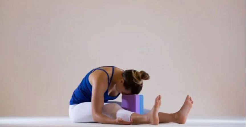 疏通肾和膀胱的瑜伽,膀胱经的养护瑜伽视频