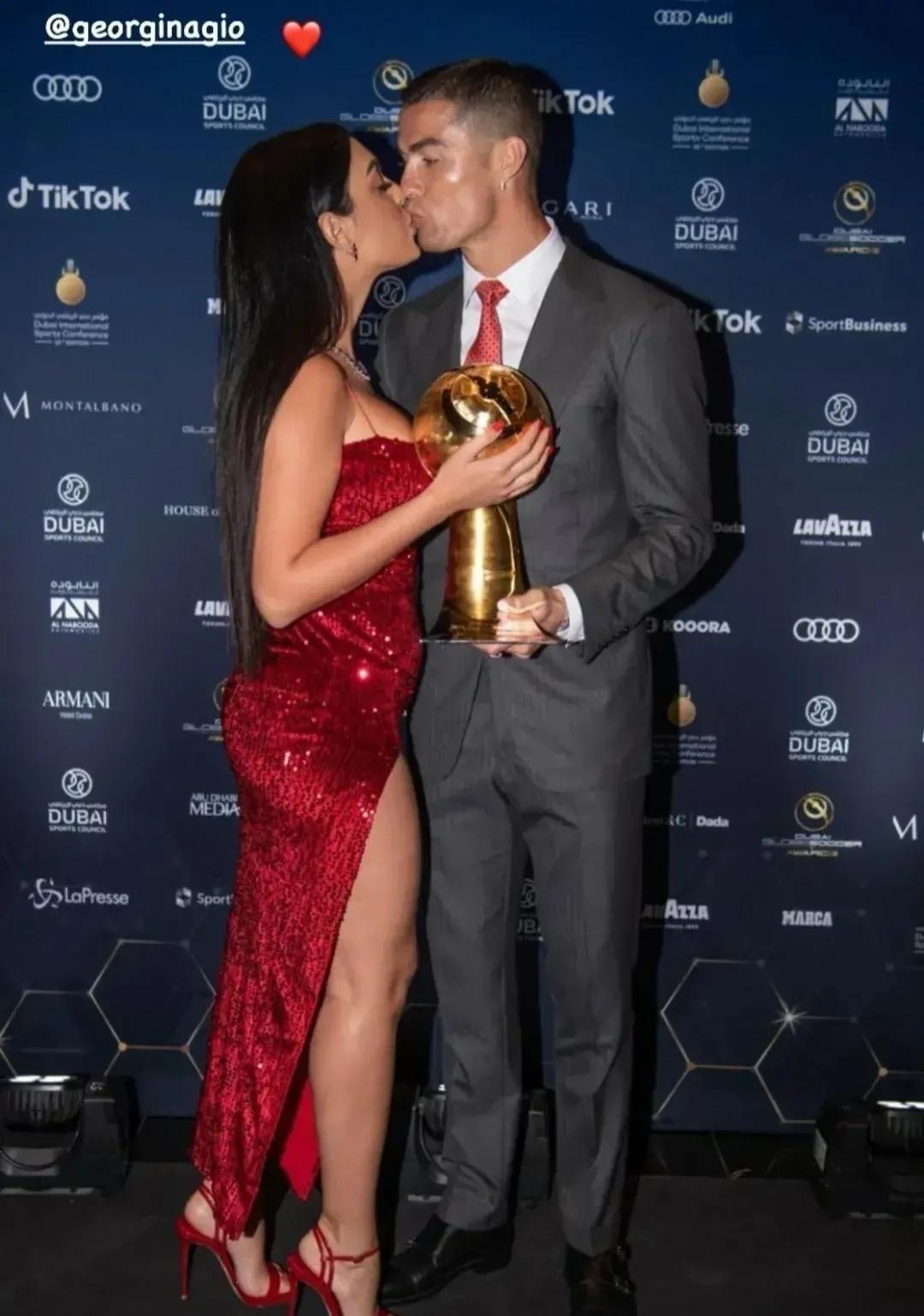 19年c罗环球足球奖,环球足球奖c罗最佳七次