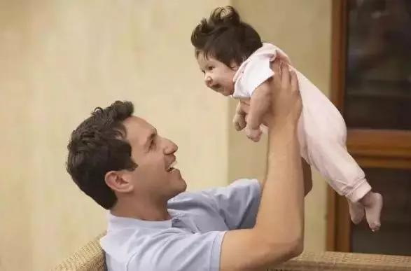 适合集体玩的感统小游戏,适合2岁玩的感统小游戏