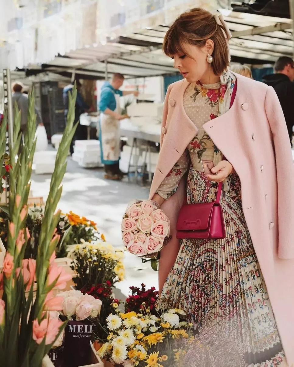 挑百褶裙,冬长百褶裙搭配什么羽绒服好看