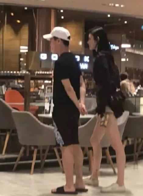 何猷君分享追求奚梦瑶过程,何猷君用什么方式打动奚梦瑶的心