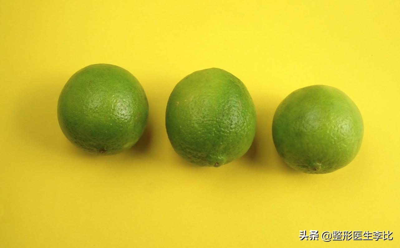 为什么人类只有两个乳房,不是所有人都有锁骨吗