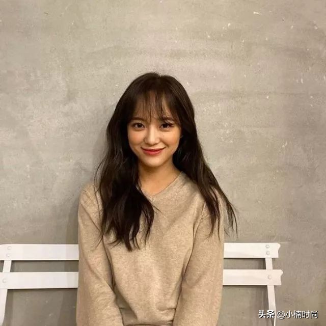 圆脸女孩快看!氧气刘海、不败短鲍伯,换对发型就像整形