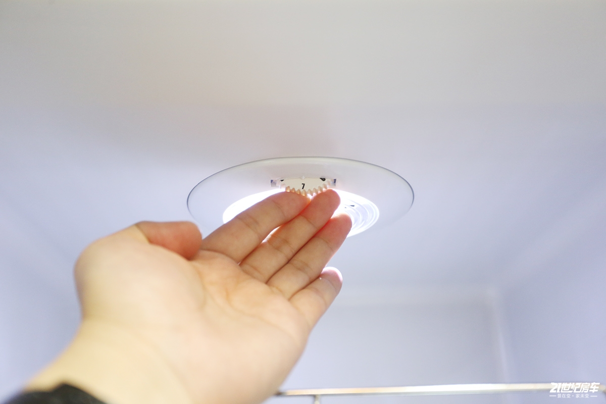 途佳房车上汽轻卡快运h300,途佳房车h300价格