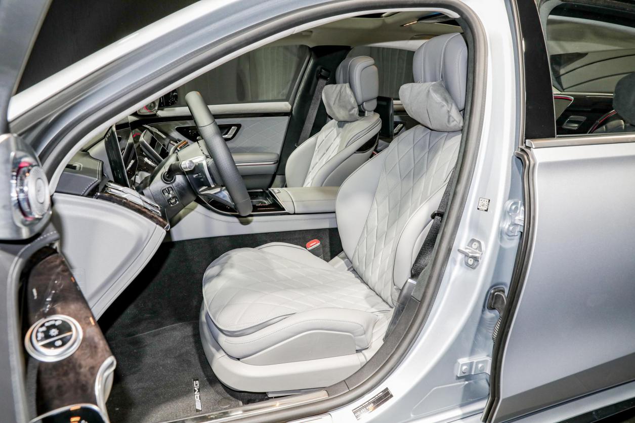 奔驰s级2015款s400lhybrid,奔驰s级有什么过人之处