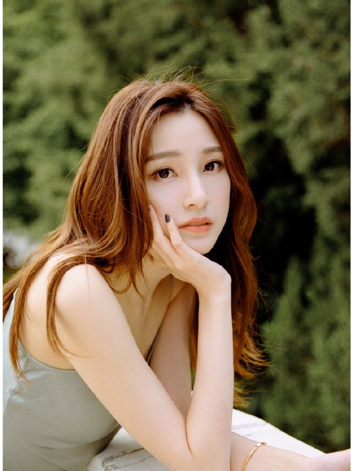 央视主持人马凡舒写真照,央视一姐马凡舒首曝择偶标准