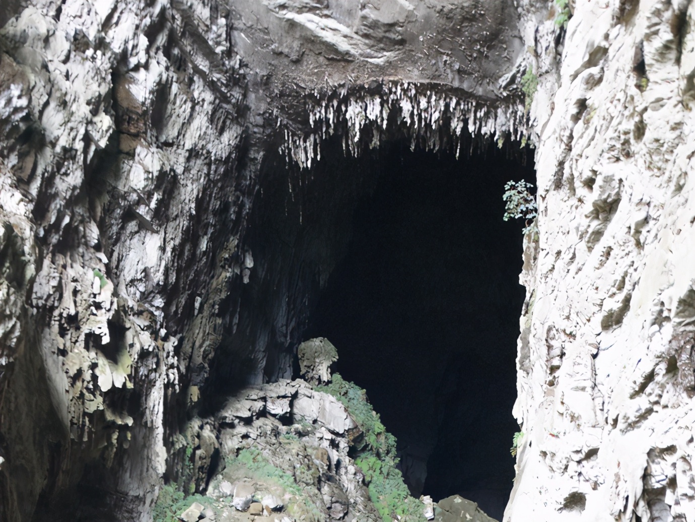 师宗凤凰谷走马观(中)