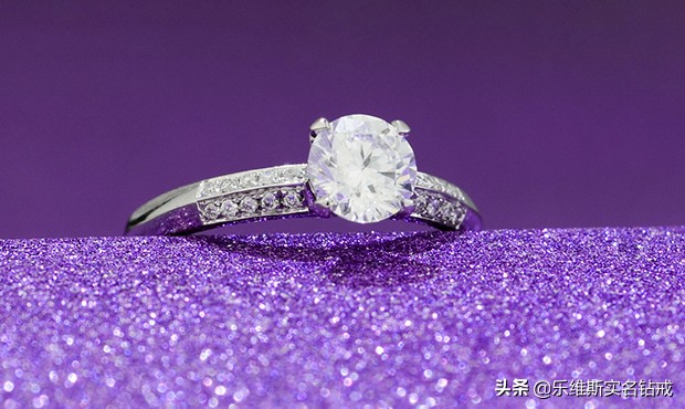 定制钻戒最简单的方法,怎样定制钻戒有意义