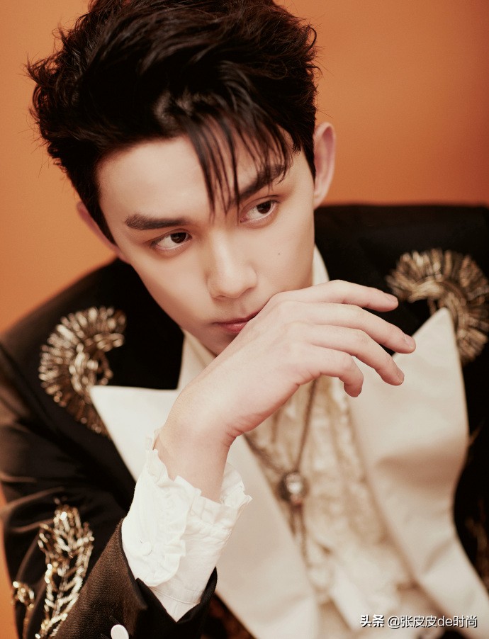 小哪吒吴磊图片 (吴磊是小哪吒吗)