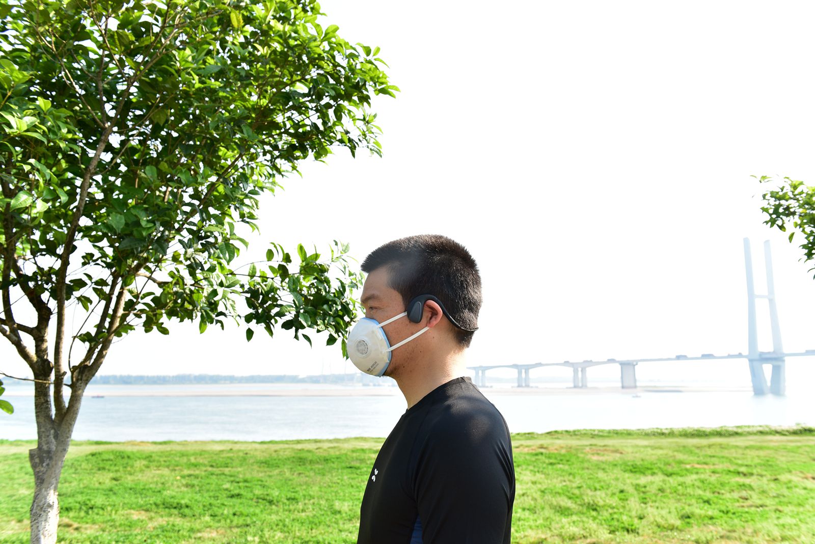 内置mp3,自带mp3骨传导耳机