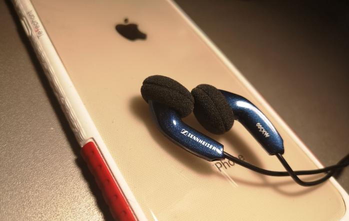 索尼e808耳机和森海mx500对比,苹果原装耳机和森海mx500哪个好