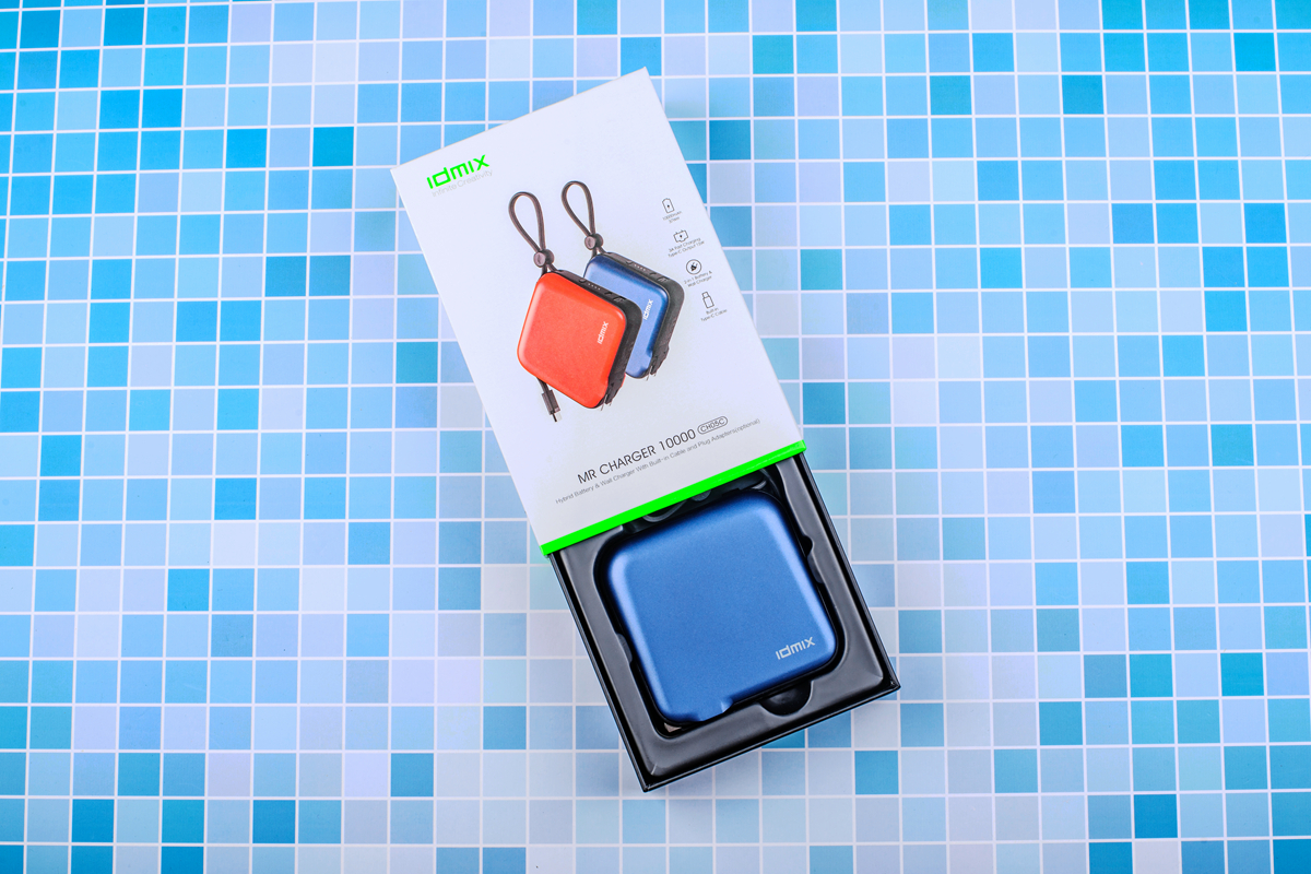 出国游带什么移动电源？IDMIX大麦三合一超级旅行充，一个够了