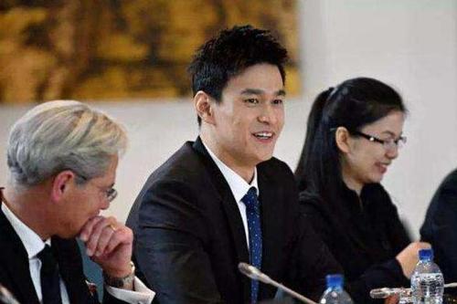 孙杨打碎镜子,孙杨8年后会怎样