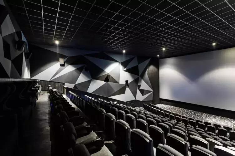 跟异性游玩去哪里,和异性去旅游意味着什么