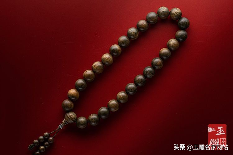 檀木手串应该怎么盘玩,檀木手串怎么盘