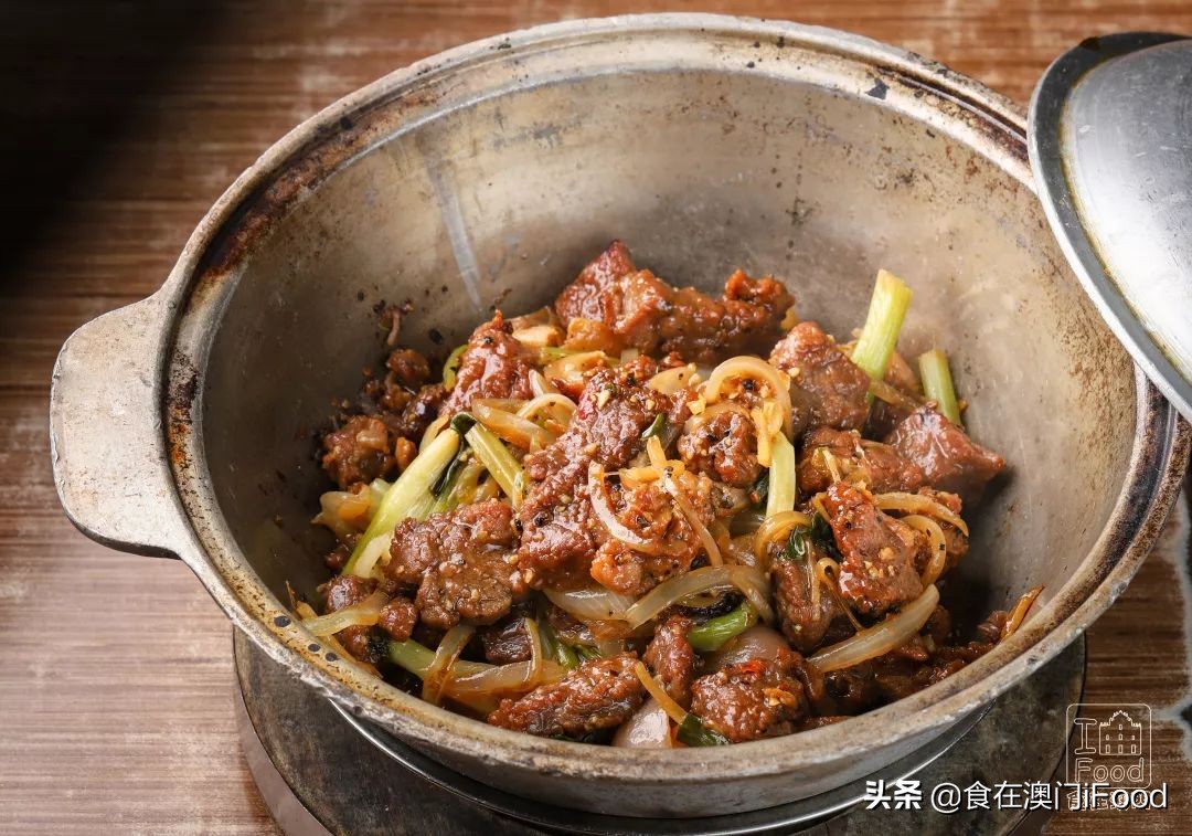 澳门探店|明星到澳门都要去“膜拜”的鬼马菜系，记得来打卡！