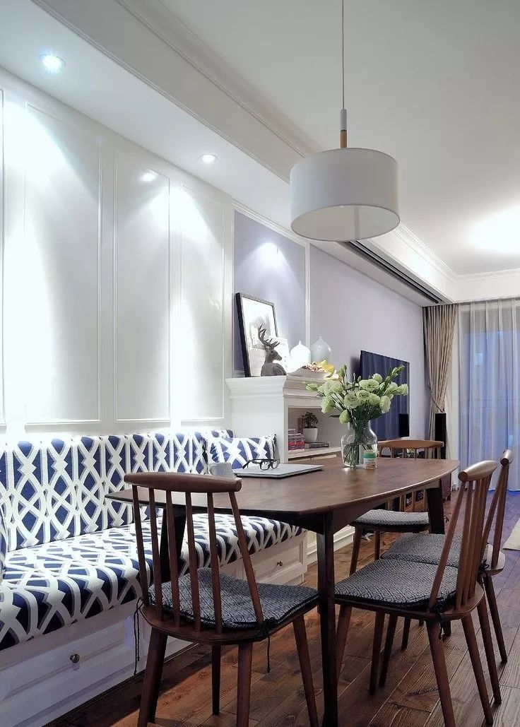 餐厅装卡座到底好不好,餐厅用什么卡座最合适