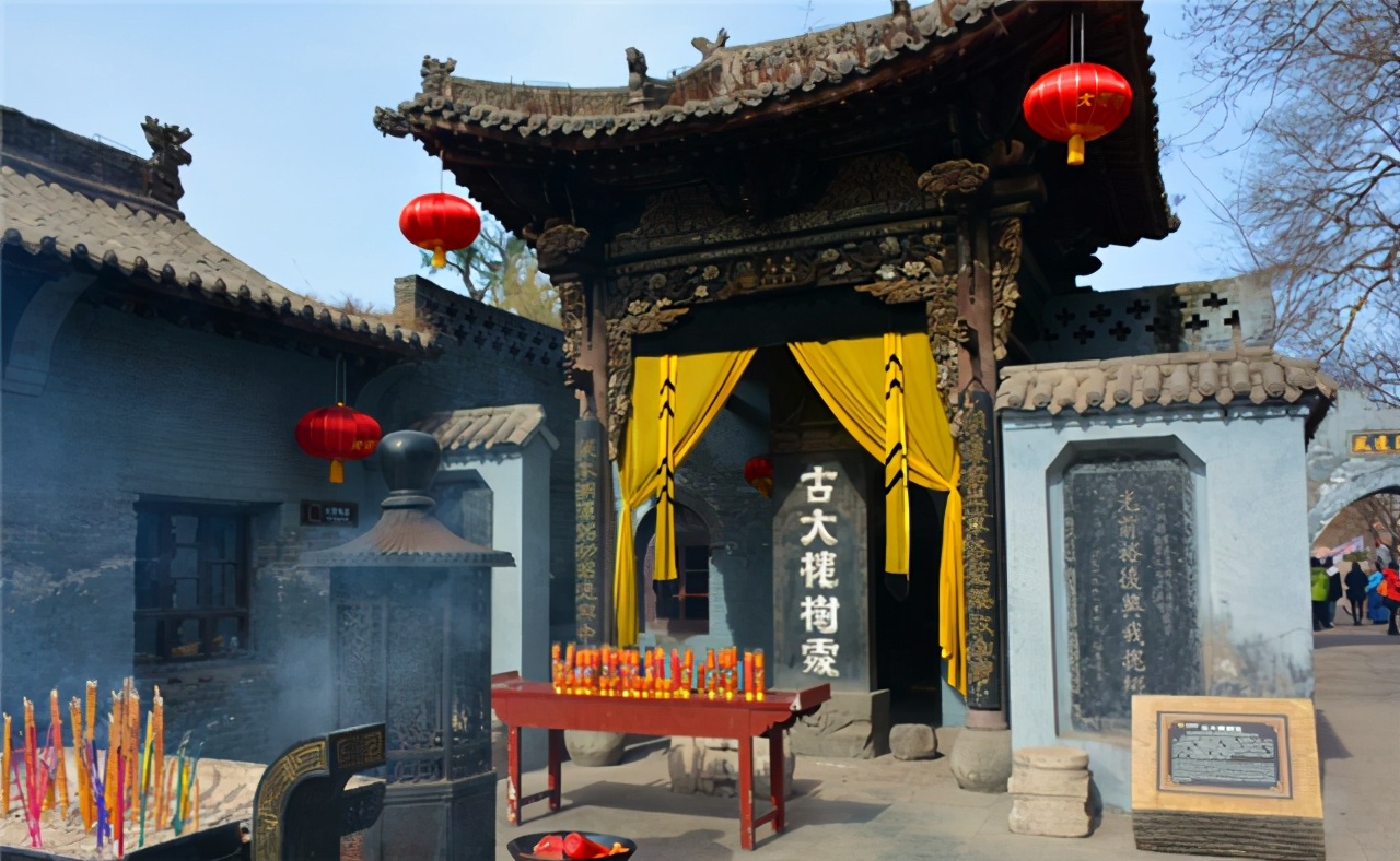 小脚趾甲两瓣的是满族还是汉族人,小脚趾甲为什么有两瓣是汉人