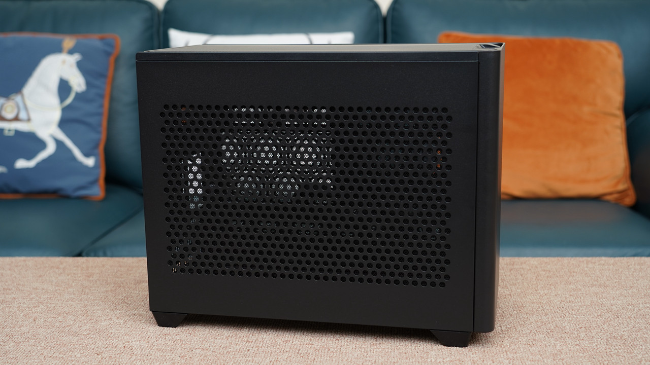 itx三槽显卡机箱,itx机箱能装多大显卡