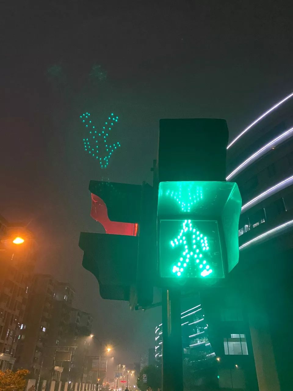 手机拍夜景用什么模式好,手机专业模式拍夜景