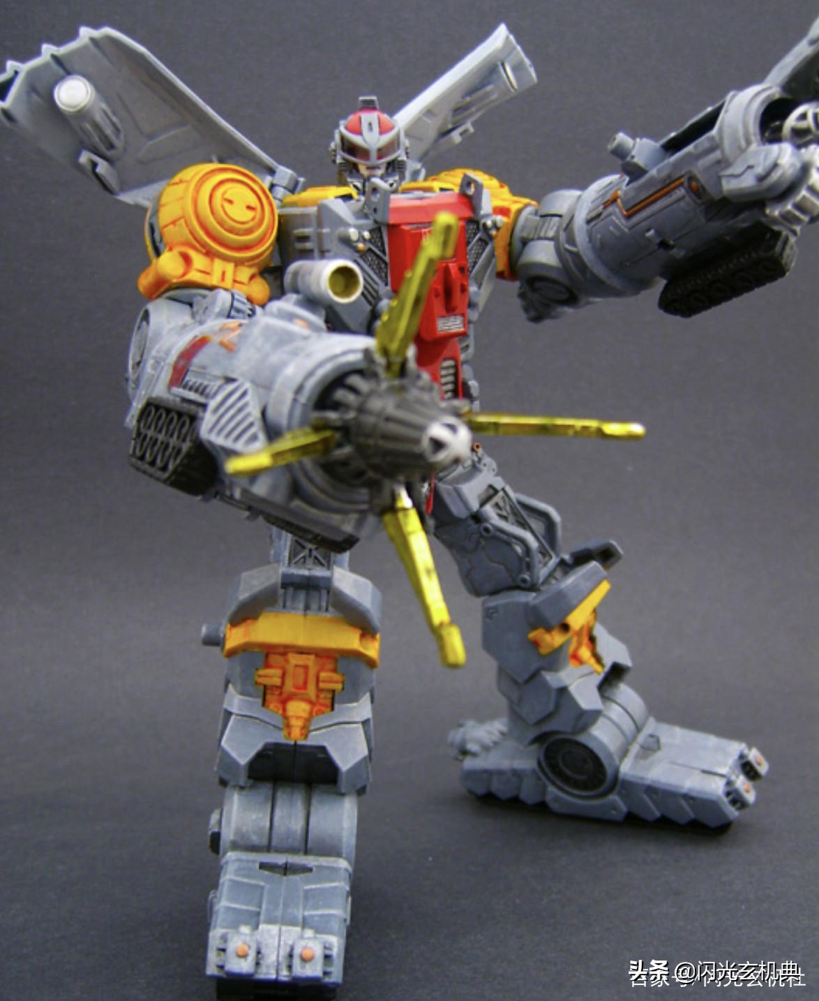 变形金刚动画人物及图片,变形金刚里的塞伯坦变身