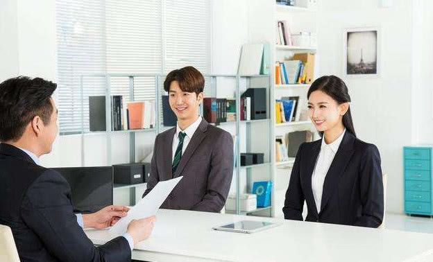 面试官给你买烟,面试官面试30块钱买50的烟