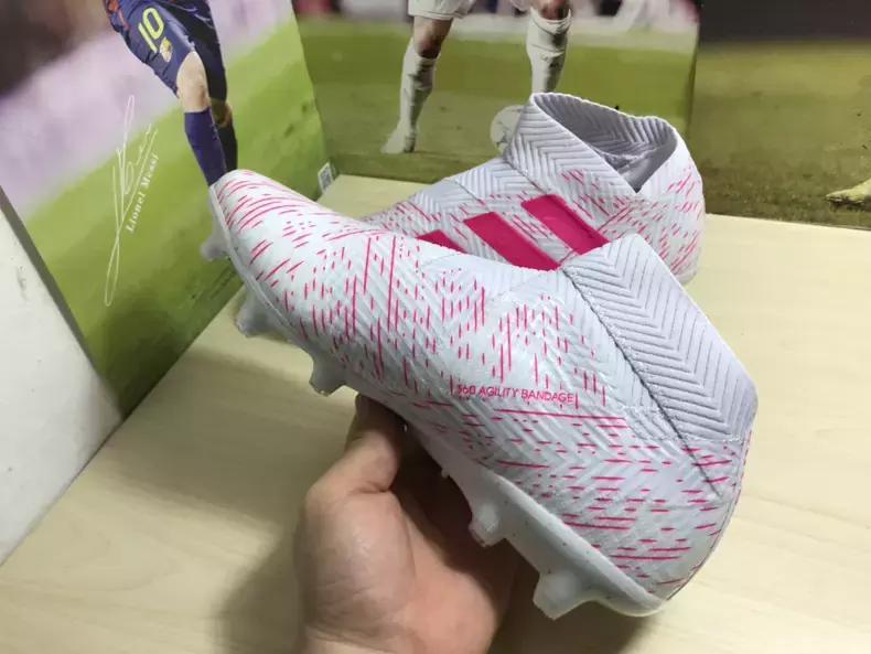 adidas足球鞋长钉袋鼠皮,adidasx.1tf足球鞋最新配色