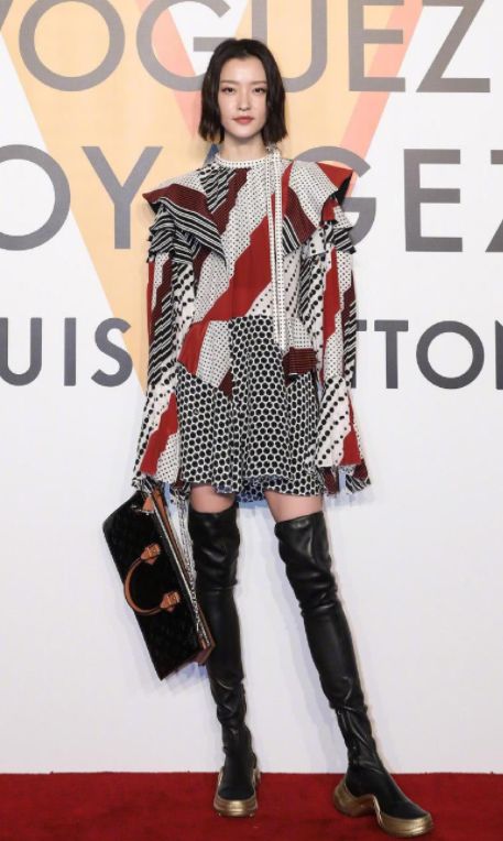 适合腿粗穿的绑带长靴推荐,小个子显腿细的长靴推荐