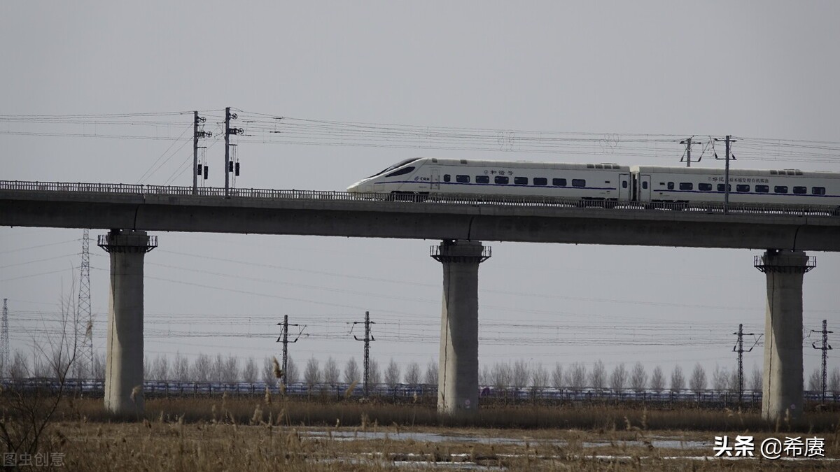 铁路上如何上班,铁路是怎么运营的