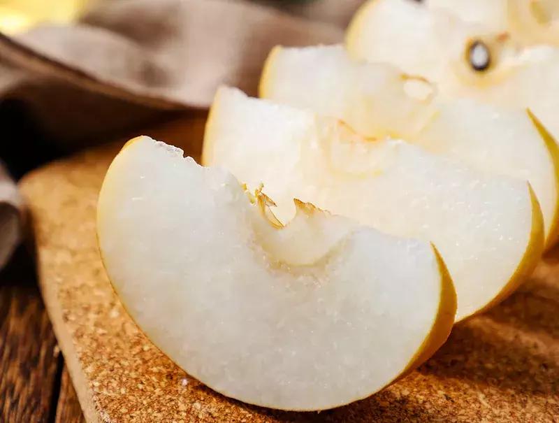 秋季润喉吃哪种梨比较好吃,秋燥吃什么梨最好吃