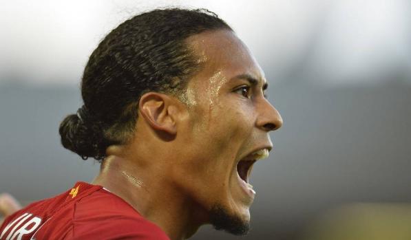 足坛第一后卫范迪克,范迪克最佳球员排名