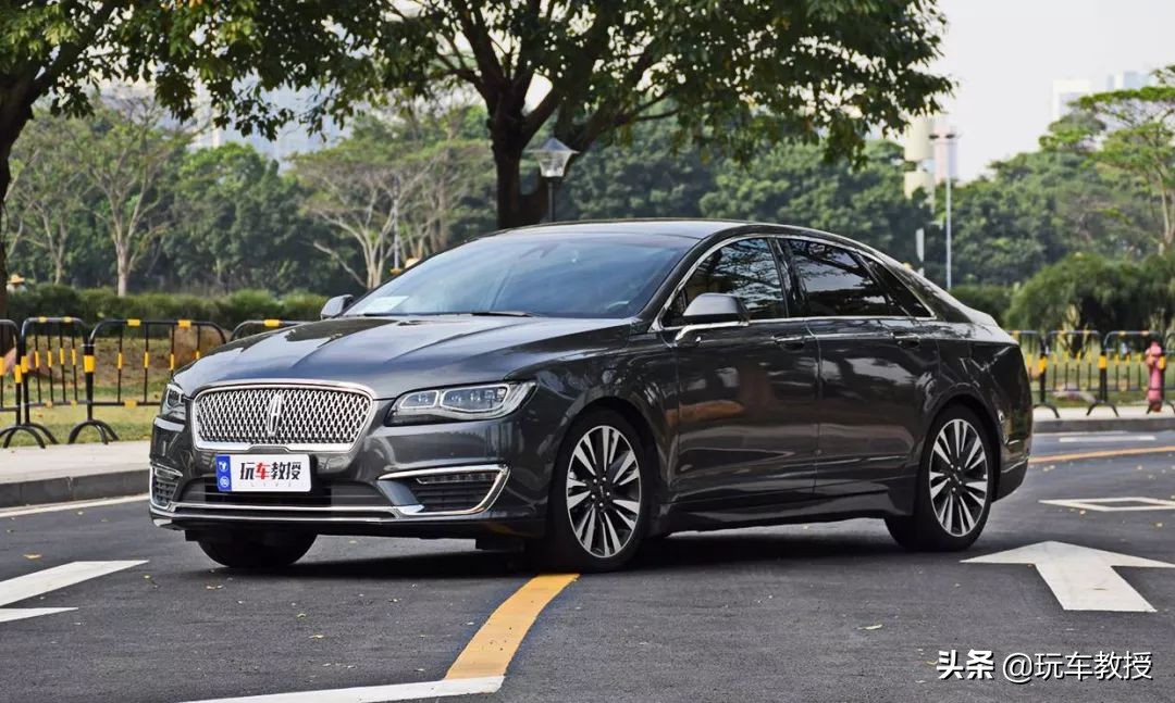 雷克萨斯lm加价神车,4s店加服务费雷克萨斯