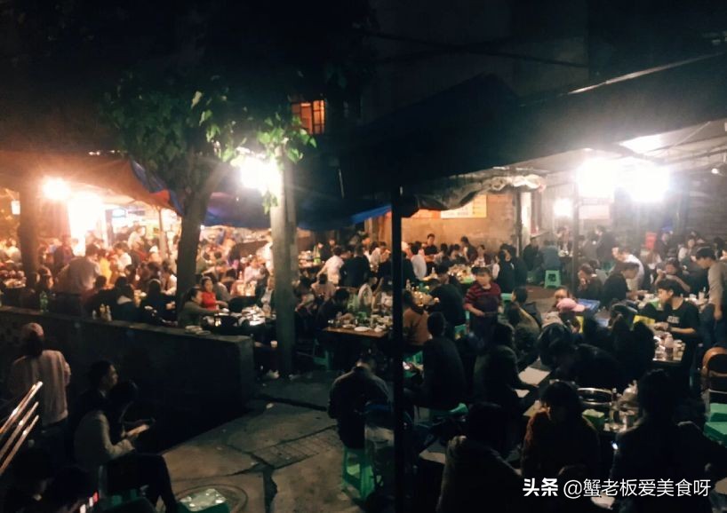 重庆一定要去的美食打卡地,来重庆一定要打卡重庆有名的美食