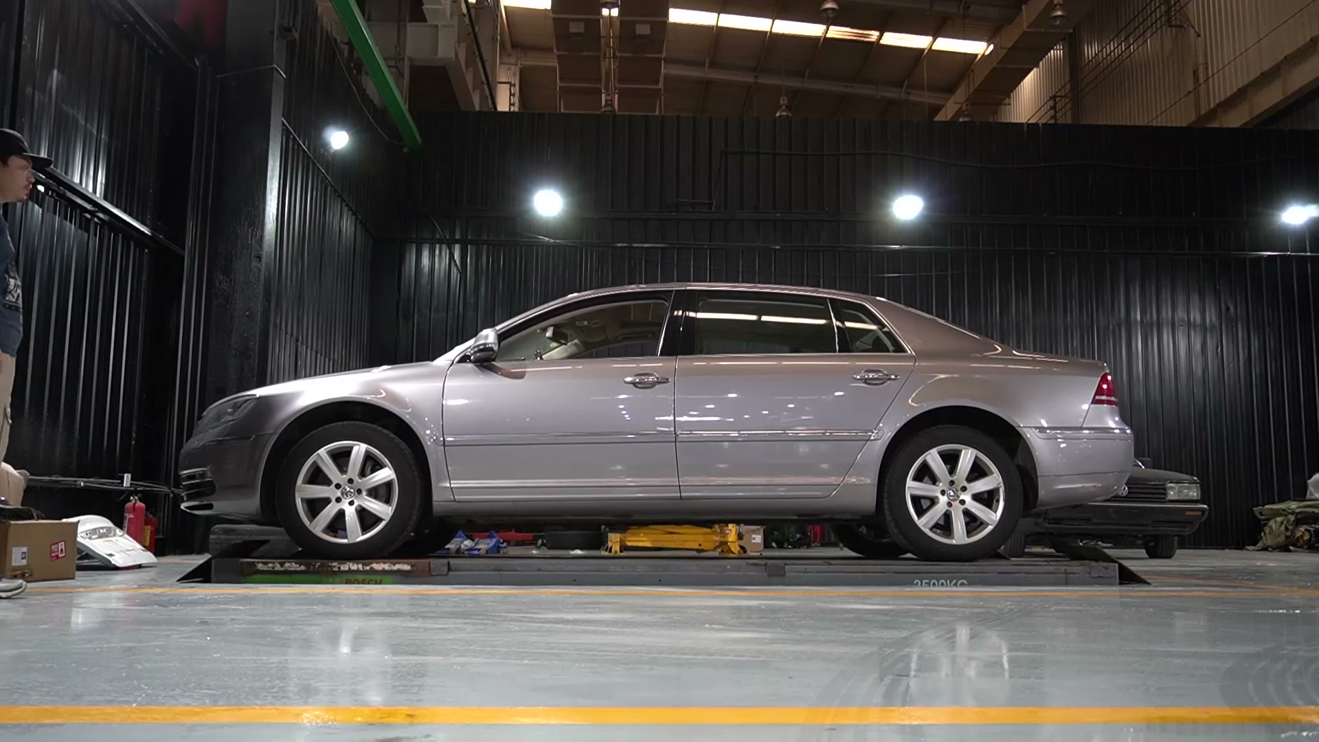 开了大众辉腾被朋友嫌弃,朋友把我辉腾卖了