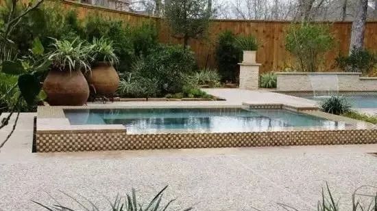 庭院花园石材地板铺设效果,私家庭院最流行的4大铺装方式