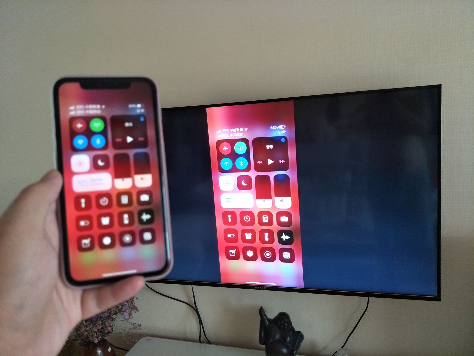 mirascreen手机投屏电视教程,怎么才可以把手机投屏到电视上