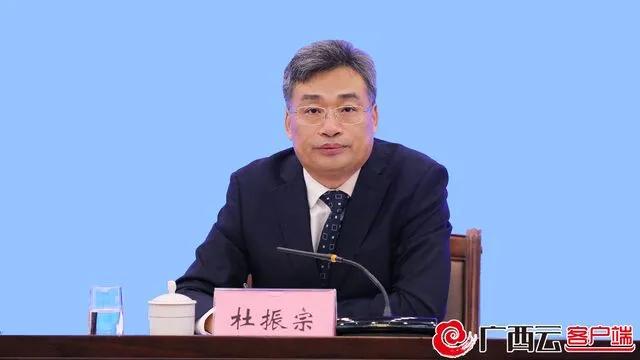 关注全面健康实现全面小康,全民健康促全面小康