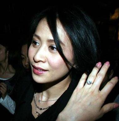 6位被绑匪胁迫的明星，刘嘉玲被绑拍照，刘德华被枪顶头拍电影