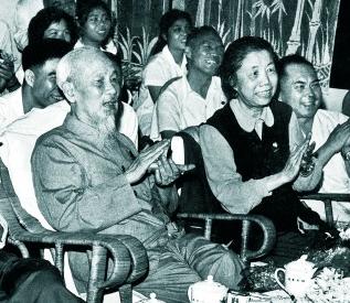 黑白照片的诉说——著名军旅摄影家张健昌摄影佳作背后的故事