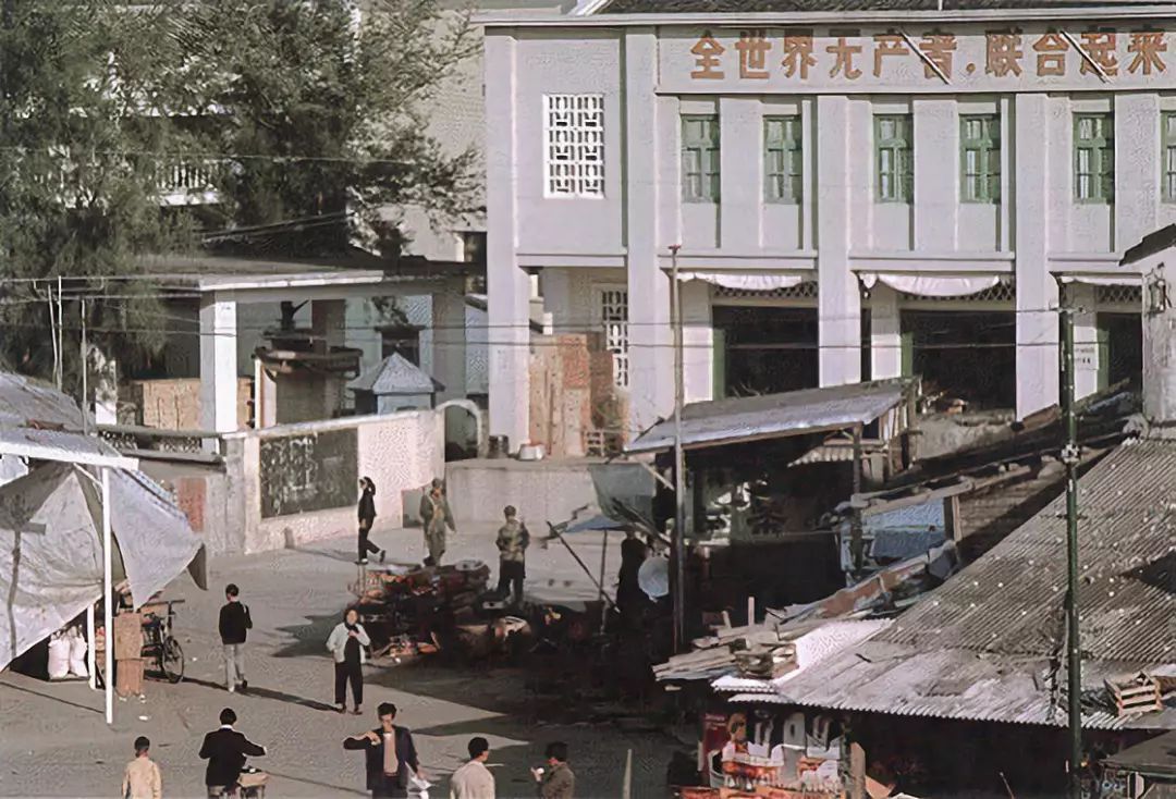 外网看深圳40年的变迁史,深圳特区40年光明变迁记