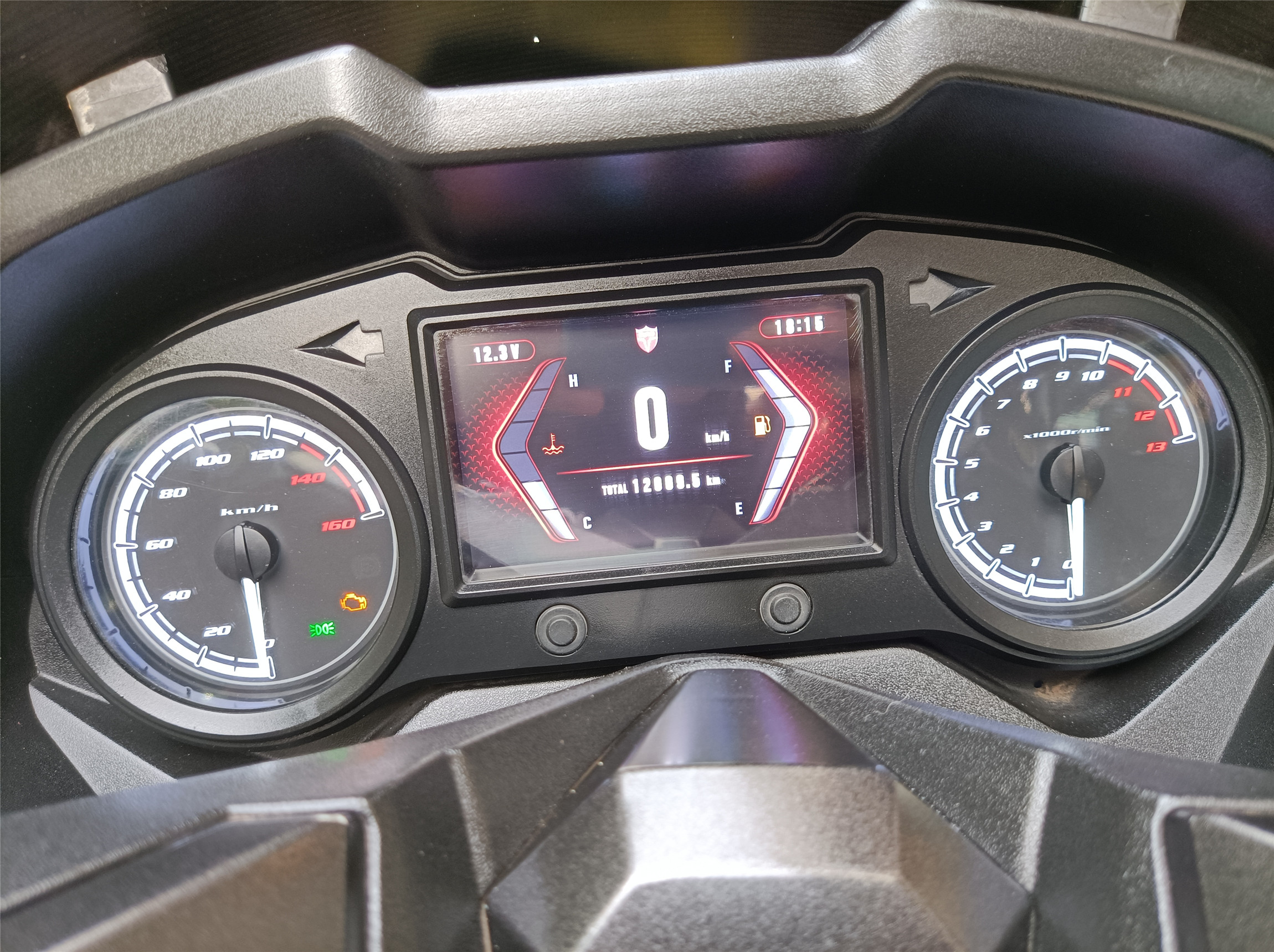 台荣探路者300踏板车落地价,2022款台荣探路者300测评