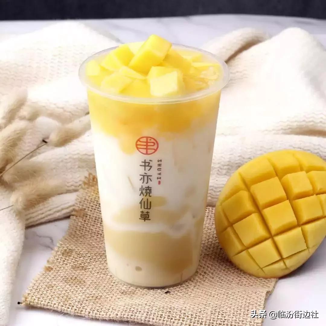 烧仙草桶装超大杯奶茶,超级有料烧仙草奶茶