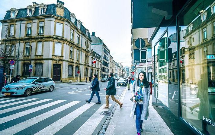 在卢森堡中国人的打工生活,在卢森堡生活的中国人