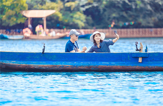 开民宿赚钱的老板,开民宿到底赚不赚钱