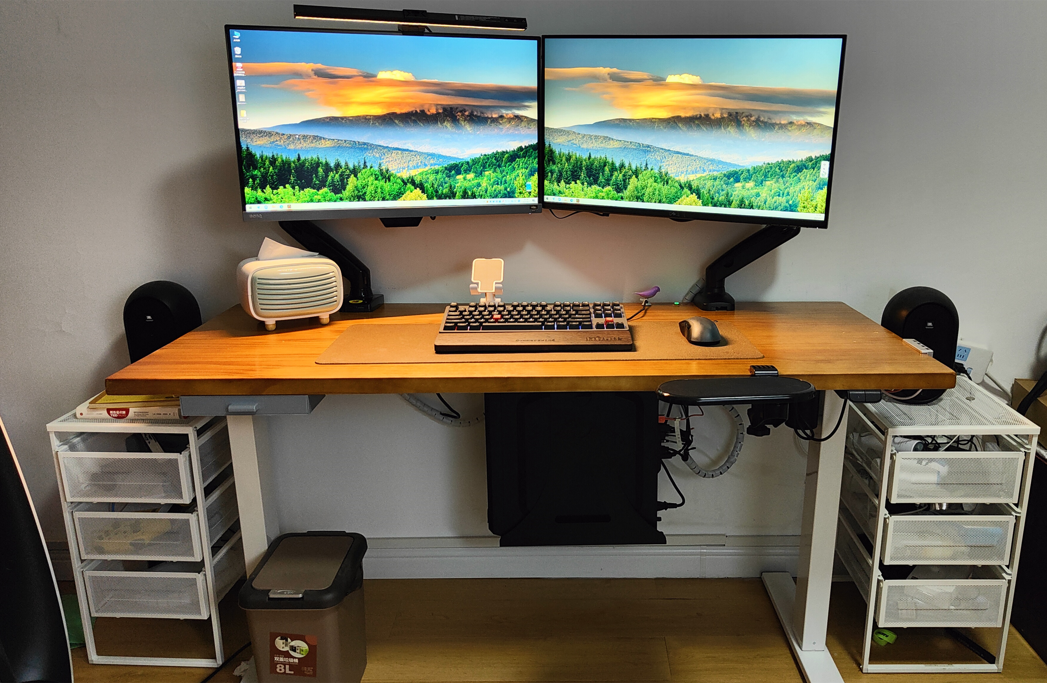 不用100元，手把手教你改造极简桌面，完全隐藏主机和线材