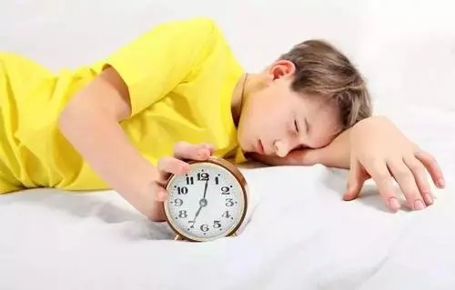 初中生的身高表出炉你达标了吗,初中生身高标准是多少正常